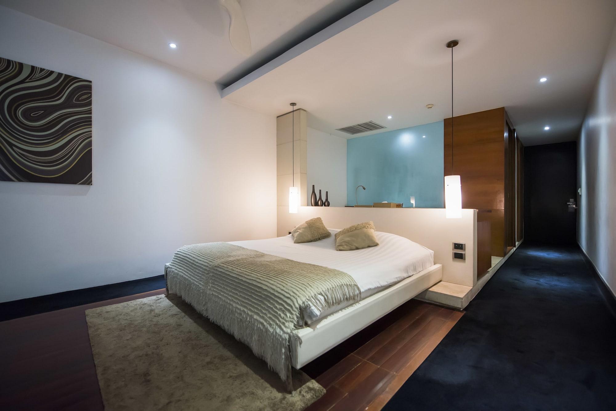 The Quay Boutique Hotel Пном Пен Екстериор снимка